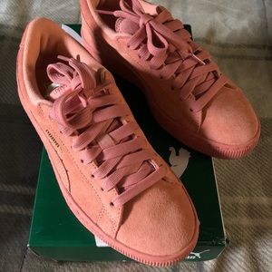 Like new Puma Sneakers